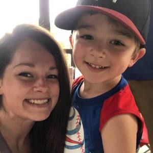 Meet your Posher, Brooke